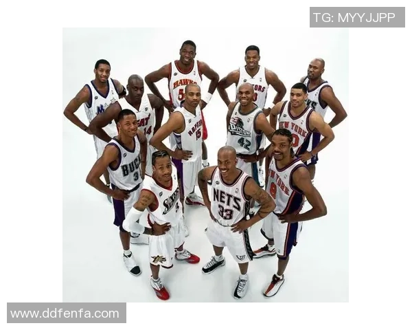 篮球明星男团携手挑战极限展现青春热血与团队精神的精彩之旅